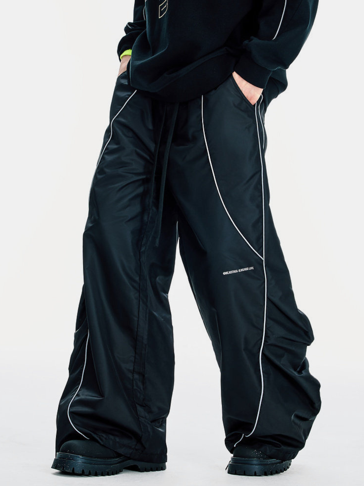 MesaFlow - Unisex Water-Repellent Lightweight Reflective Stripe Pants